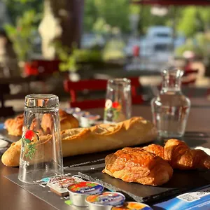 Les Passions Hotel